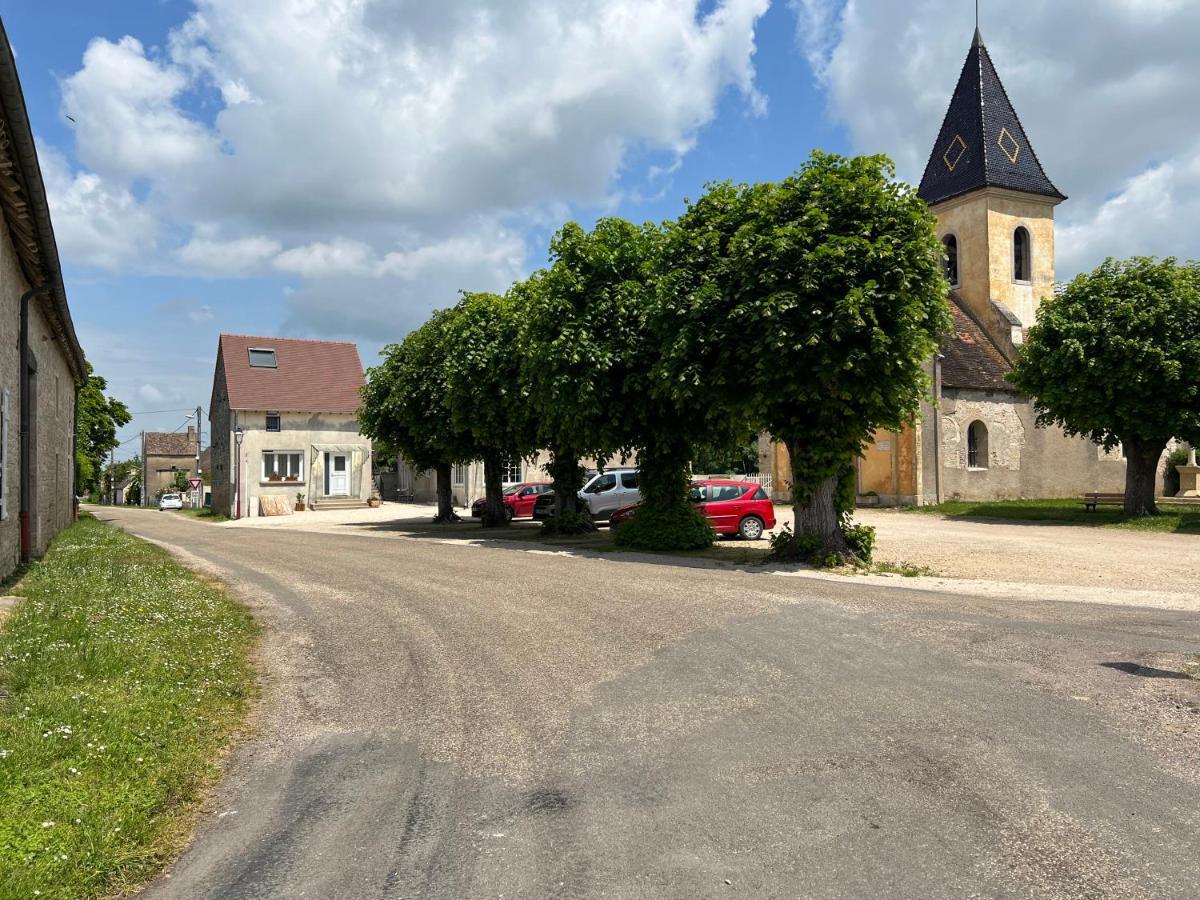 Gites De La Chapelle Gigny-sur-Saone Екстер'єр фото